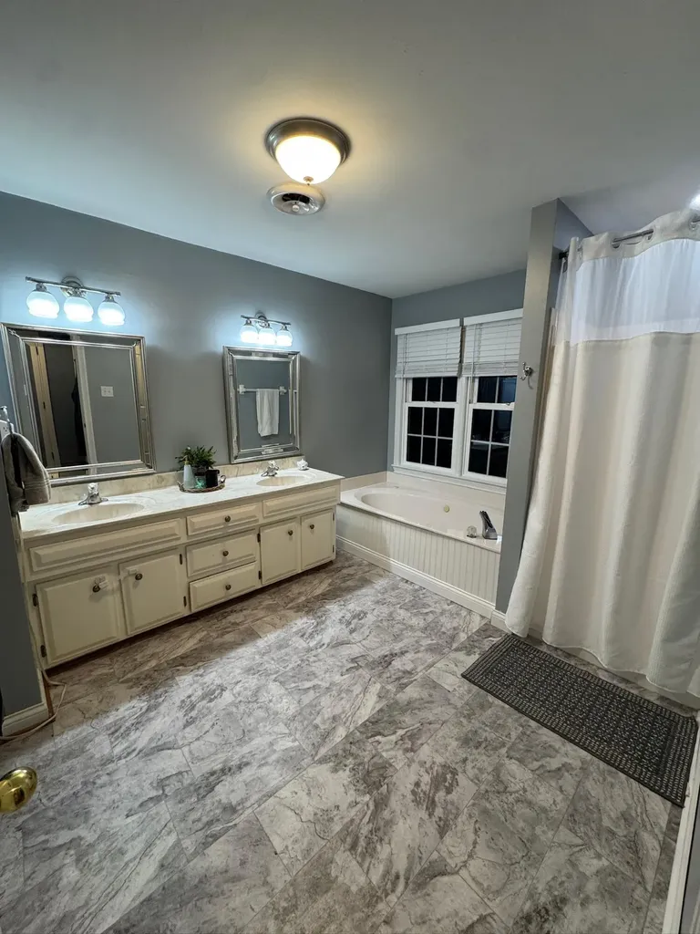 4673 Collinswood Drive Lexington KY 40515