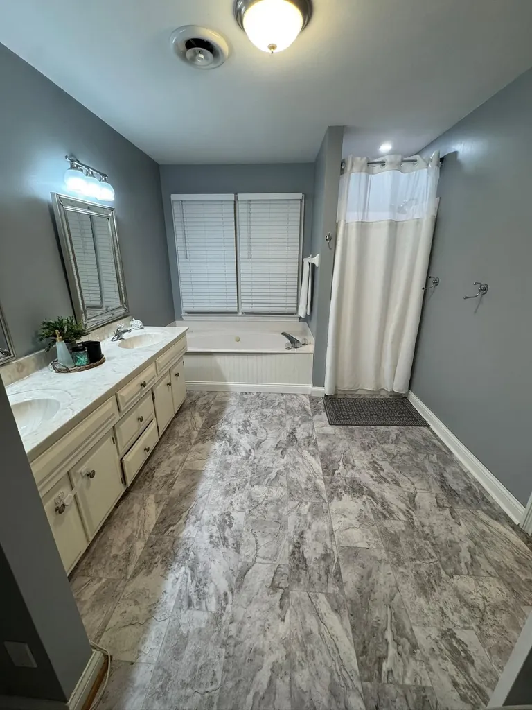 4673 Collinswood Drive Lexington KY 40515