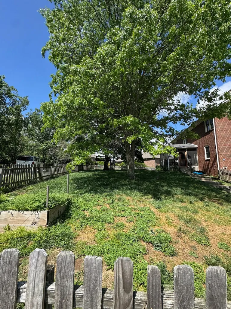 4673 Collinswood Drive Lexington KY 40515