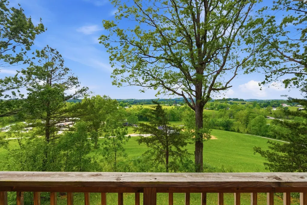 154 Flat Lick Road London KY 40744
