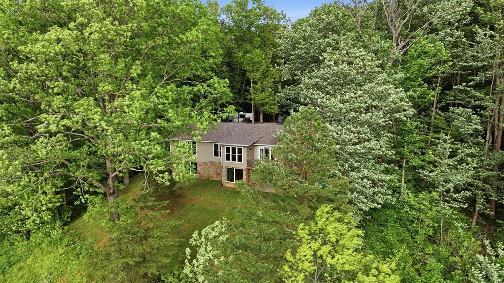 154 Flat Lick Road London KY 40744