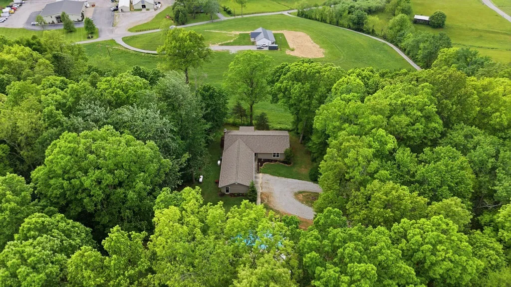 154 Flat Lick Road London KY 40744