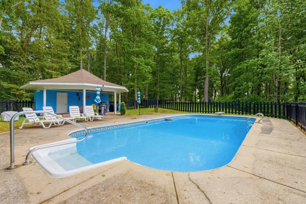 154 Flat Lick Road London KY 40744