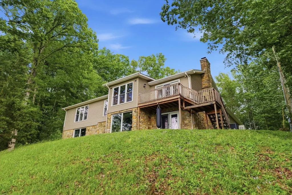 154 Flat Lick Road London KY 40744