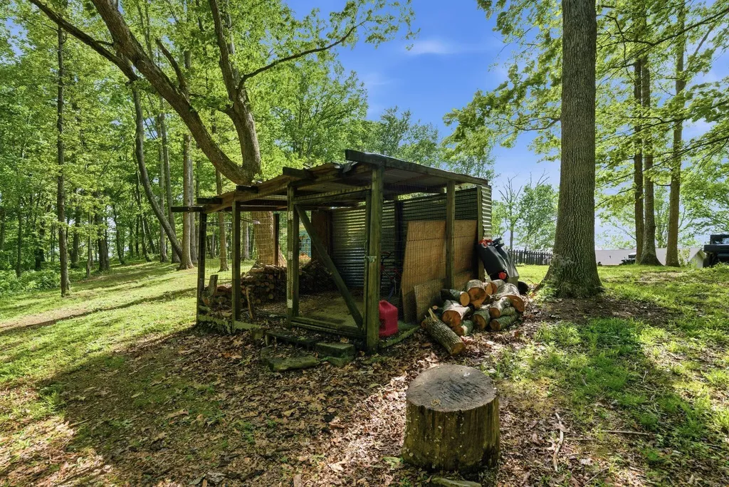 154 Flat Lick Road London KY 40744