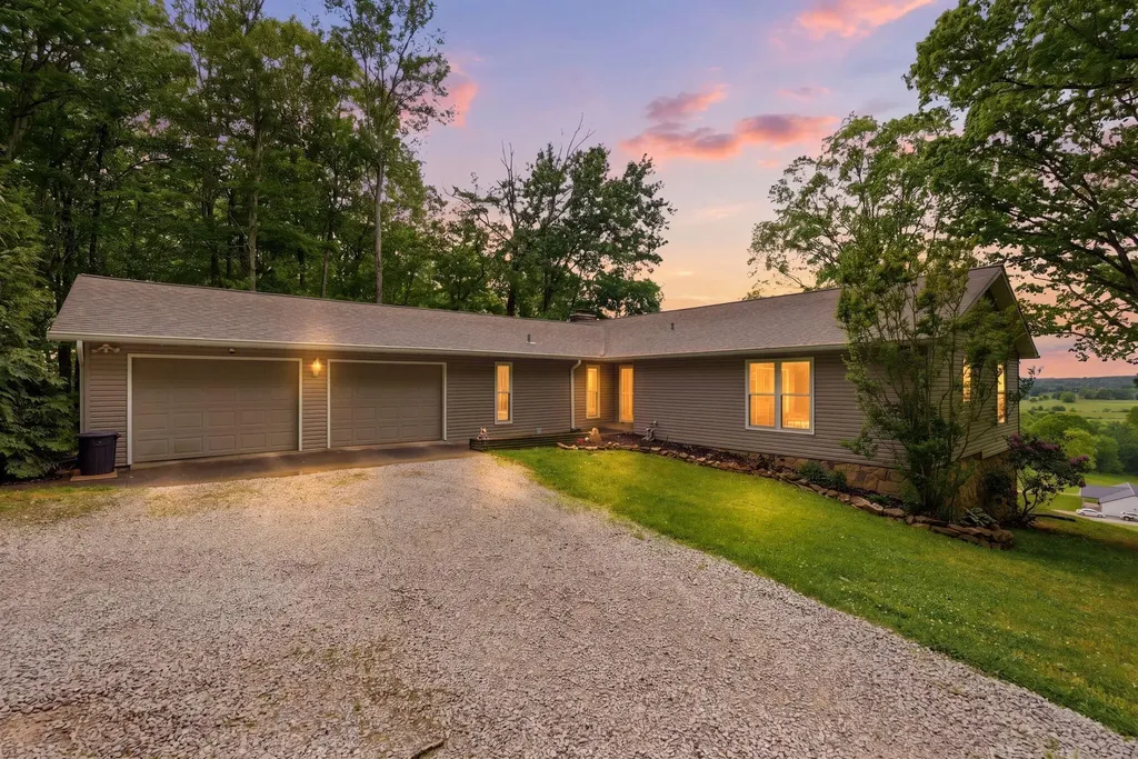 154 Flat Lick Road London KY 40744