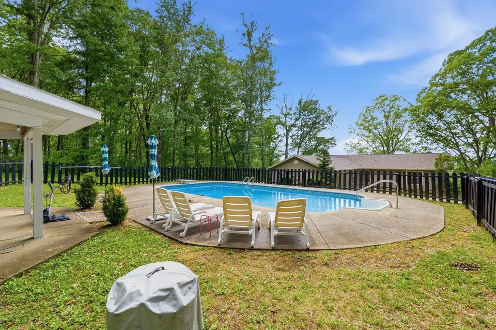 154 Flat Lick Road London KY 40744
