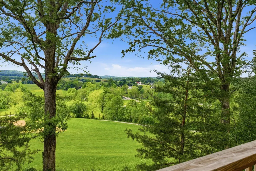 154 Flat Lick Road London KY 40744