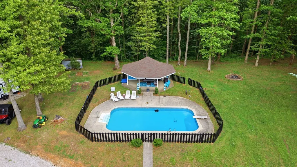 154 Flat Lick Road London KY 40744