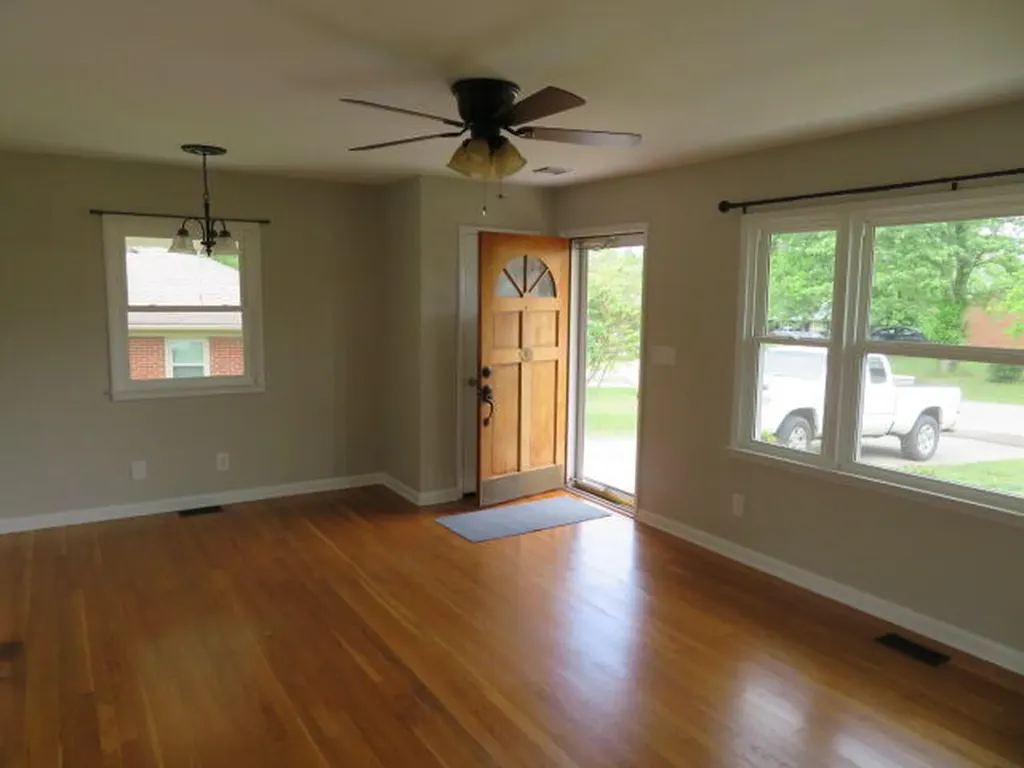 123 Sunset Heights Winchester KY 40391