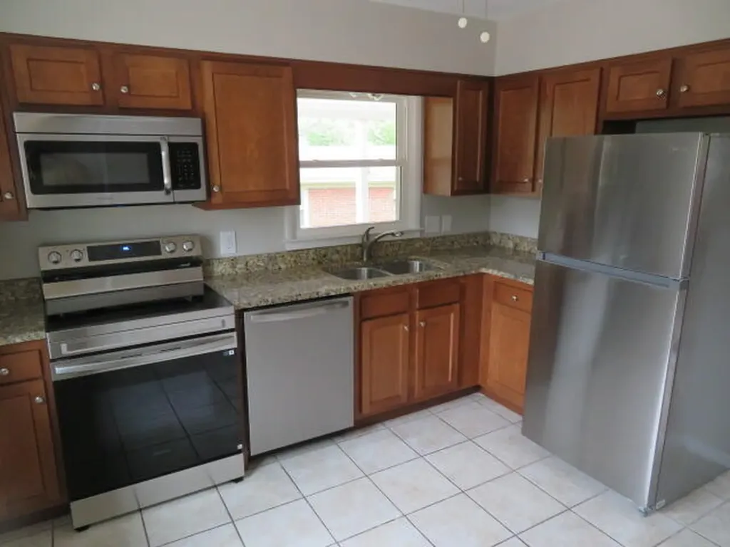 123 Sunset Heights Winchester KY 40391