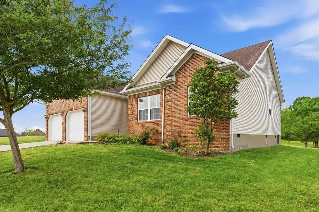 102 Blowing Tree Drive Georgetown KY 40324