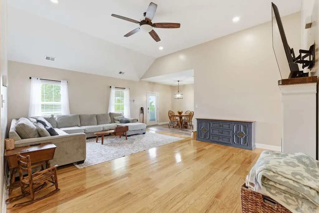 102 Blowing Tree Drive Georgetown KY 40324