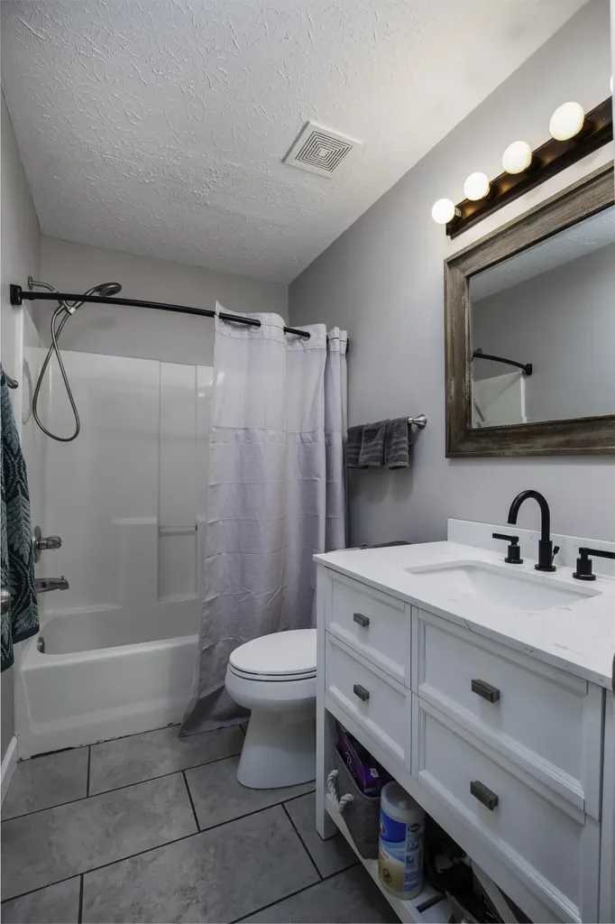 326 Dogwood Court Versailles KY 40383