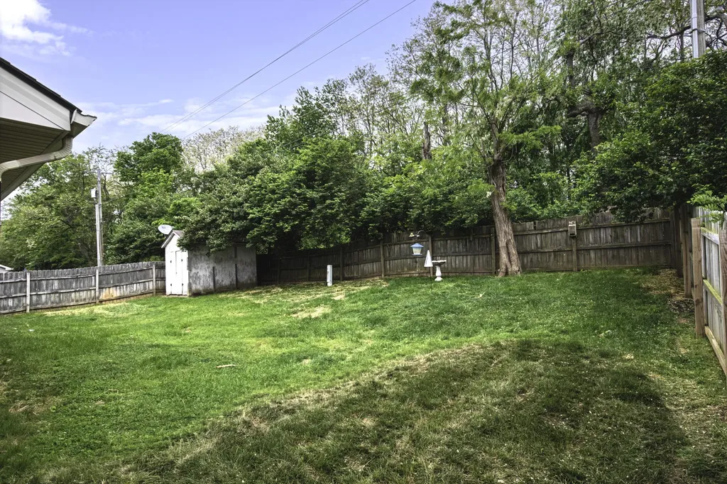 326 Dogwood Court Versailles KY 40383