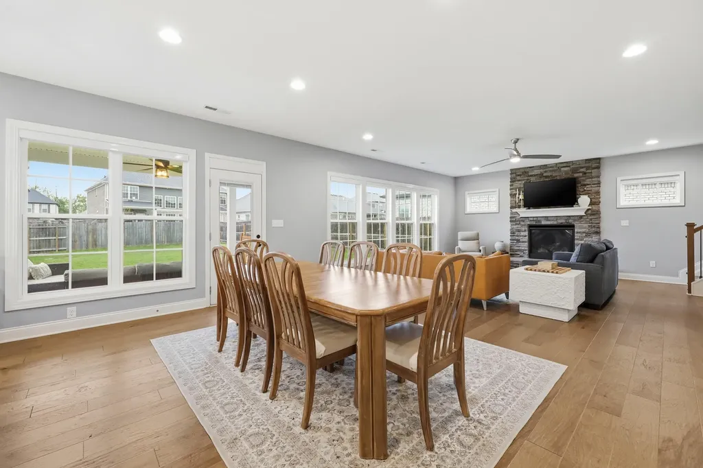 244 Squires Circle Lexington KY 40515