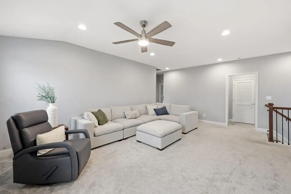 244 Squires Circle Lexington KY 40515