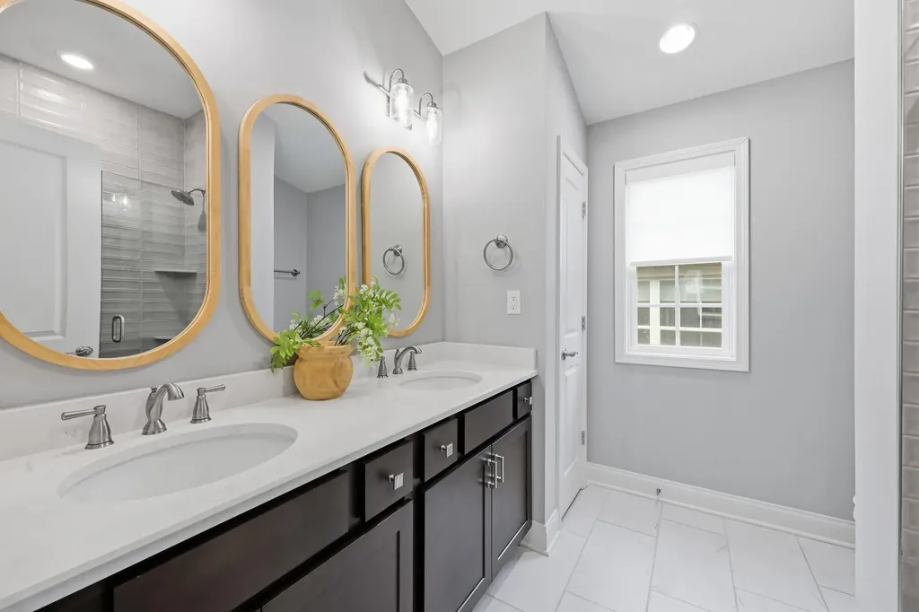 244 Squires Circle Lexington KY 40515