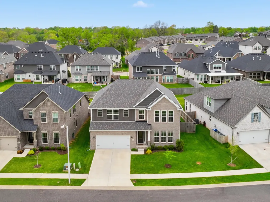 244 Squires Circle Lexington KY 40515