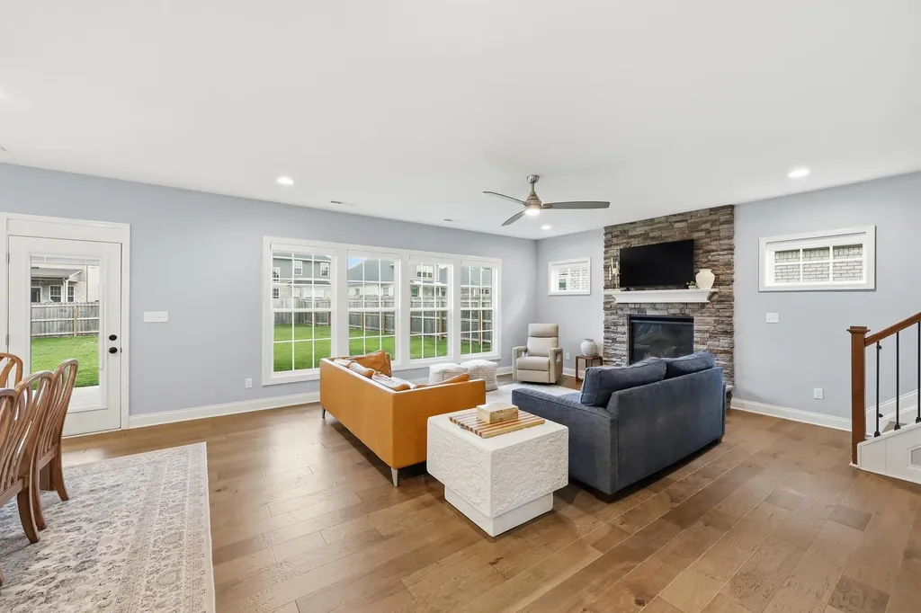 244 Squires Circle Lexington KY 40515