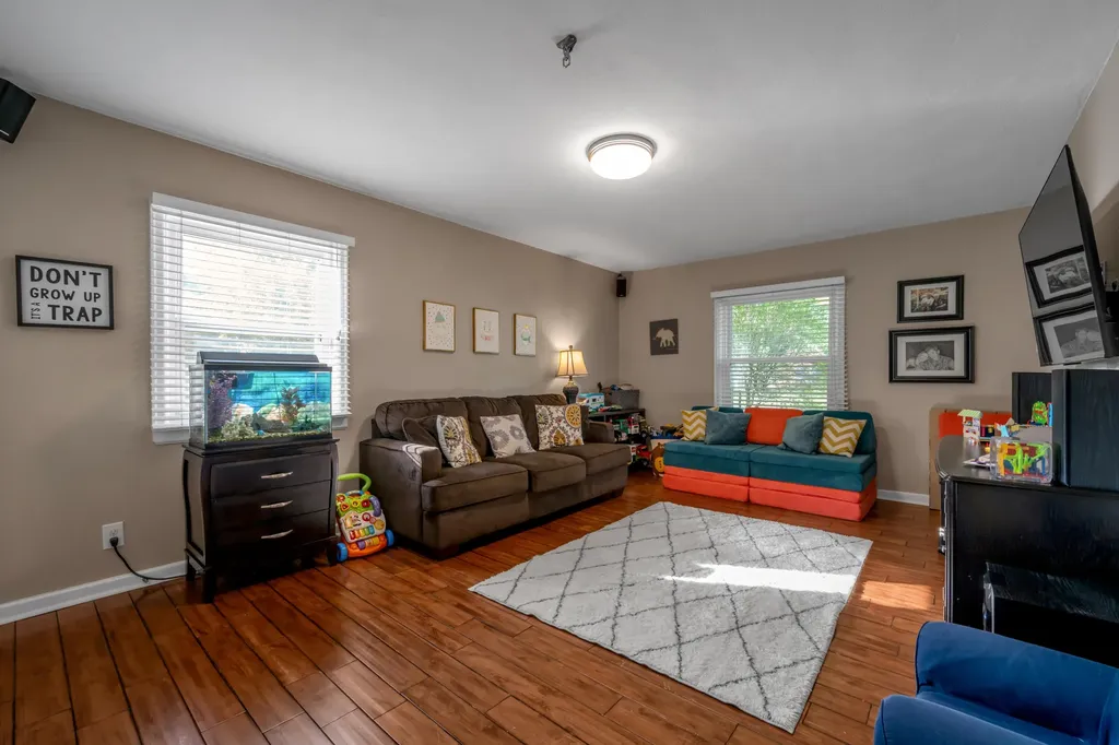 352 Albany Road Lexington KY 40503