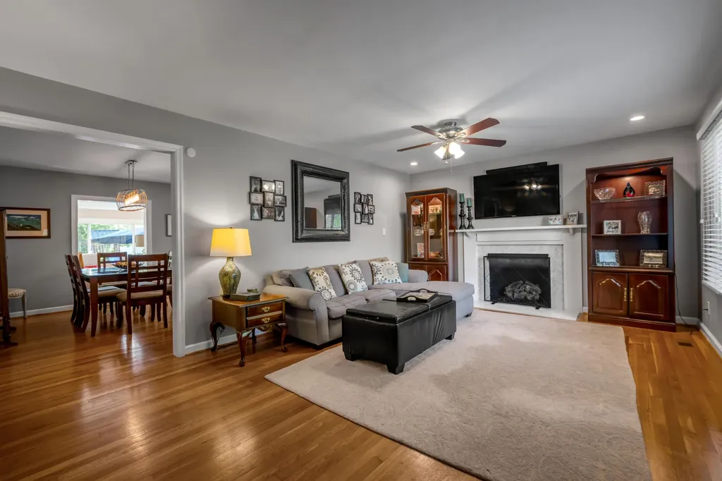 352 Albany Road Lexington KY 40503