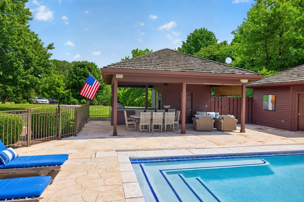 300 Chrisman Lane Danville KY 40422