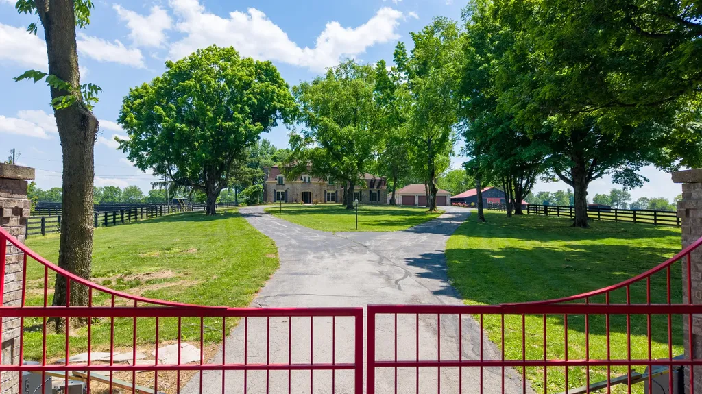1830 Jacks Creek Pike Lexington KY 40515