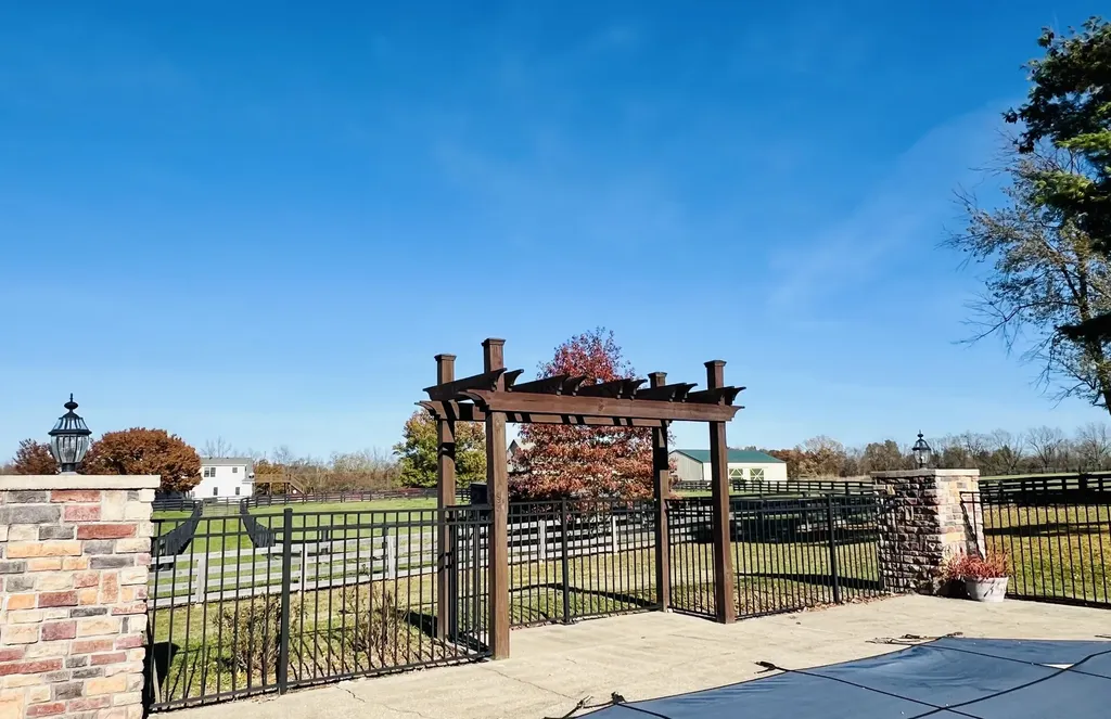 1830 Jacks Creek Pike Lexington KY 40515