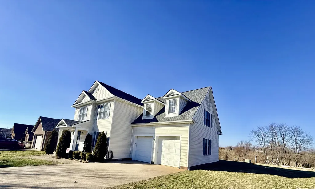 932 Hunter Trail Mt Sterling KY 40353