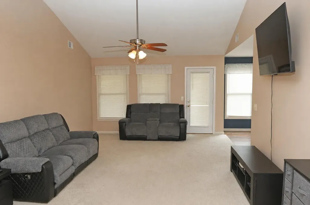 164 Buckingham Lane Winchester KY 40391