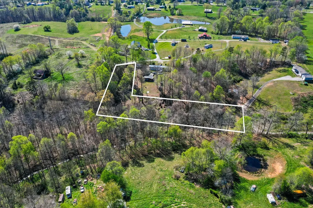 9999 Owen Road Lily KY 40740