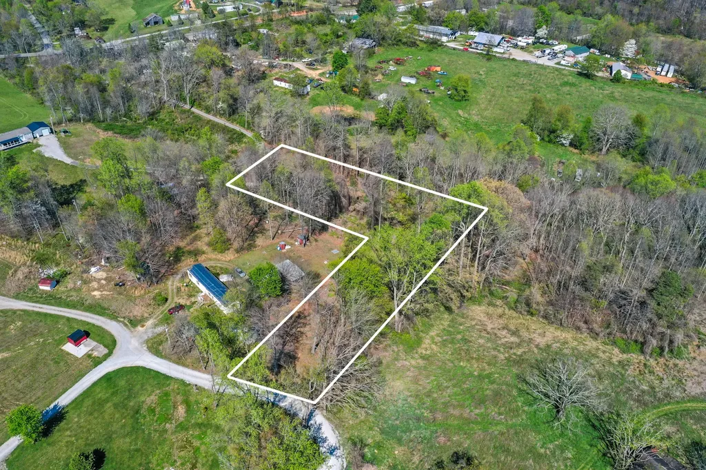 9999 Owen Road Lily KY 40740