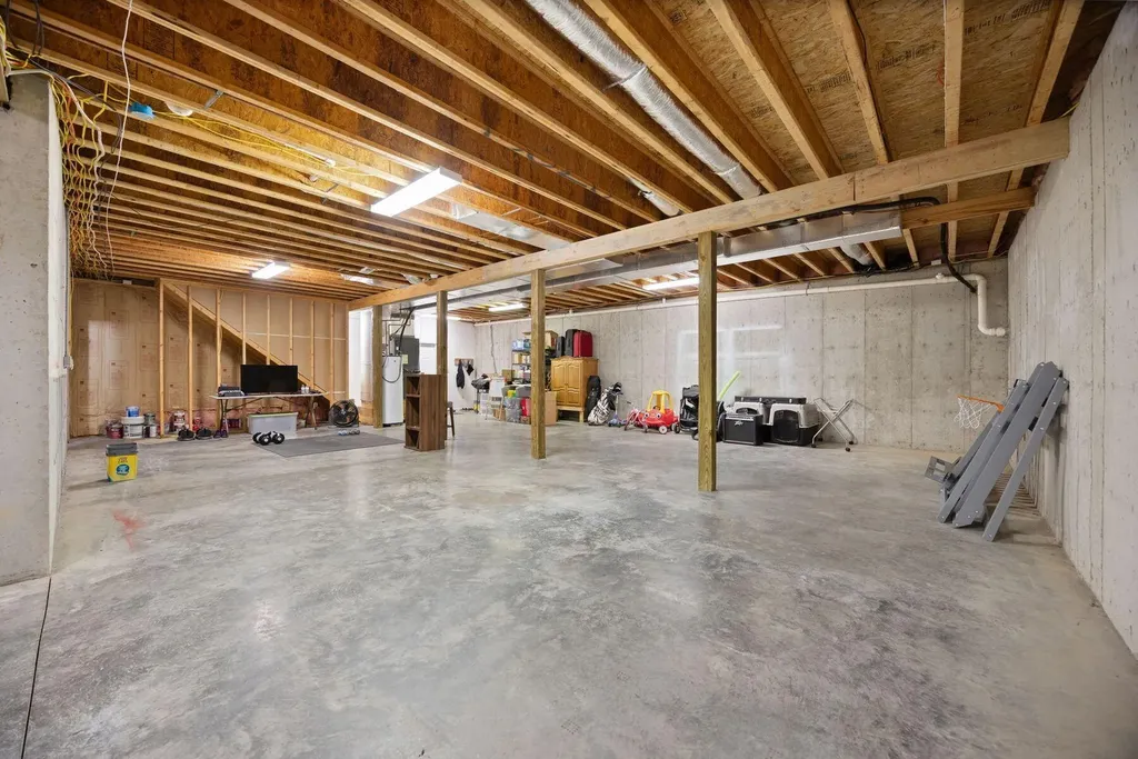 4662 Webster Road Danville KY 40422