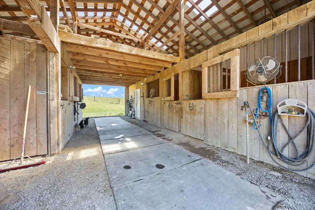 4662 Webster Road Danville KY 40422