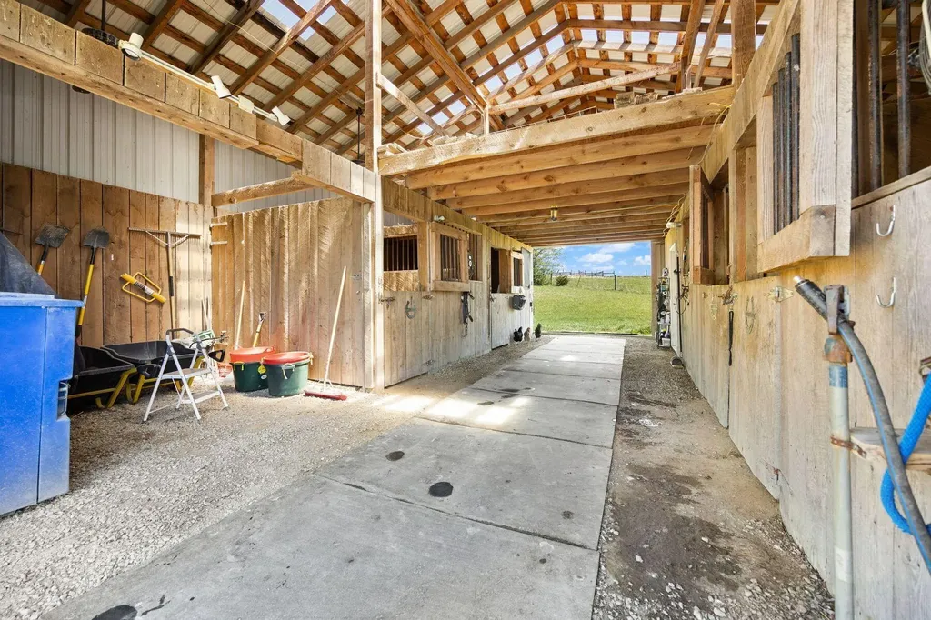 4662 Webster Road Danville KY 40422
