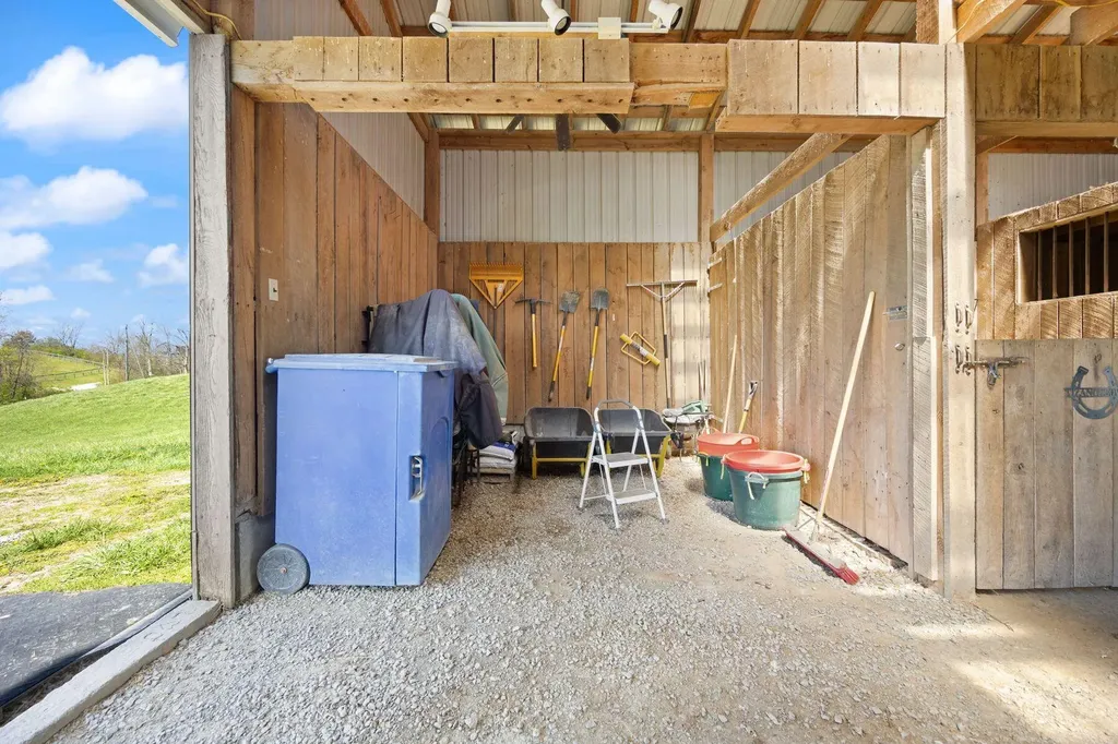 4662 Webster Road Danville KY 40422