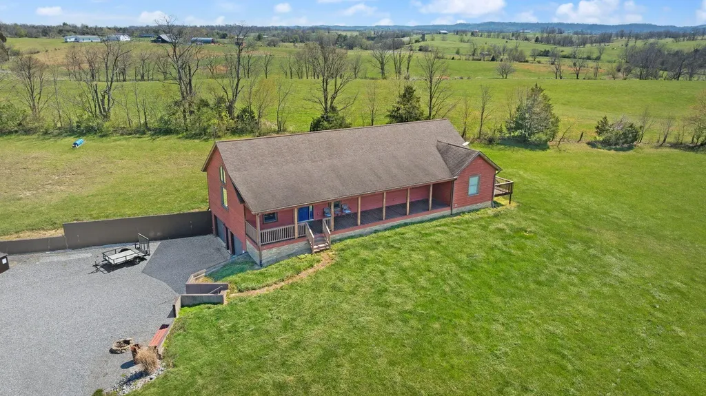 4662 Webster Road Danville KY 40422