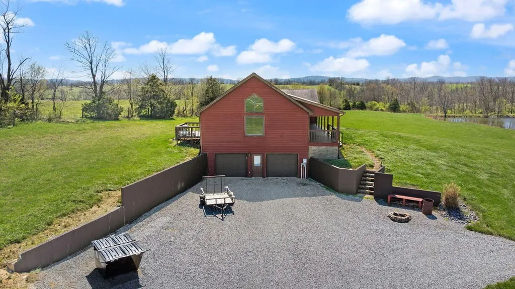 4662 Webster Road Danville KY 40422