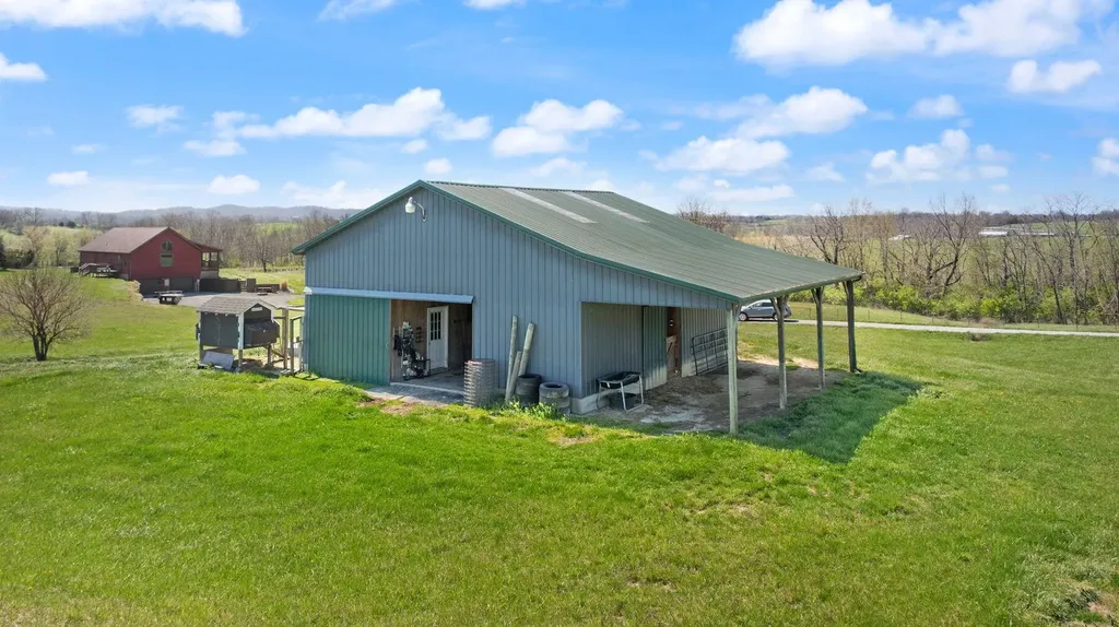 4662 Webster Road Danville KY 40422
