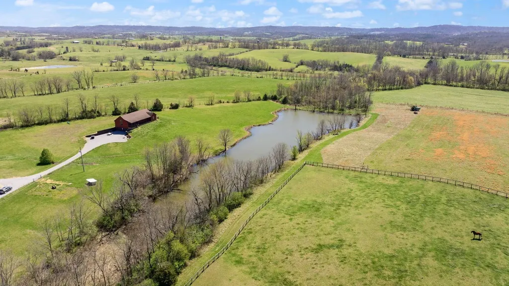 4662 Webster Road Danville KY 40422