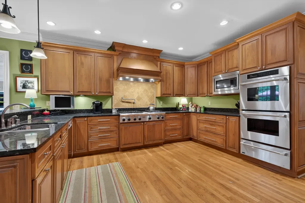 1633 Ashwood Road Lexington KY 40502