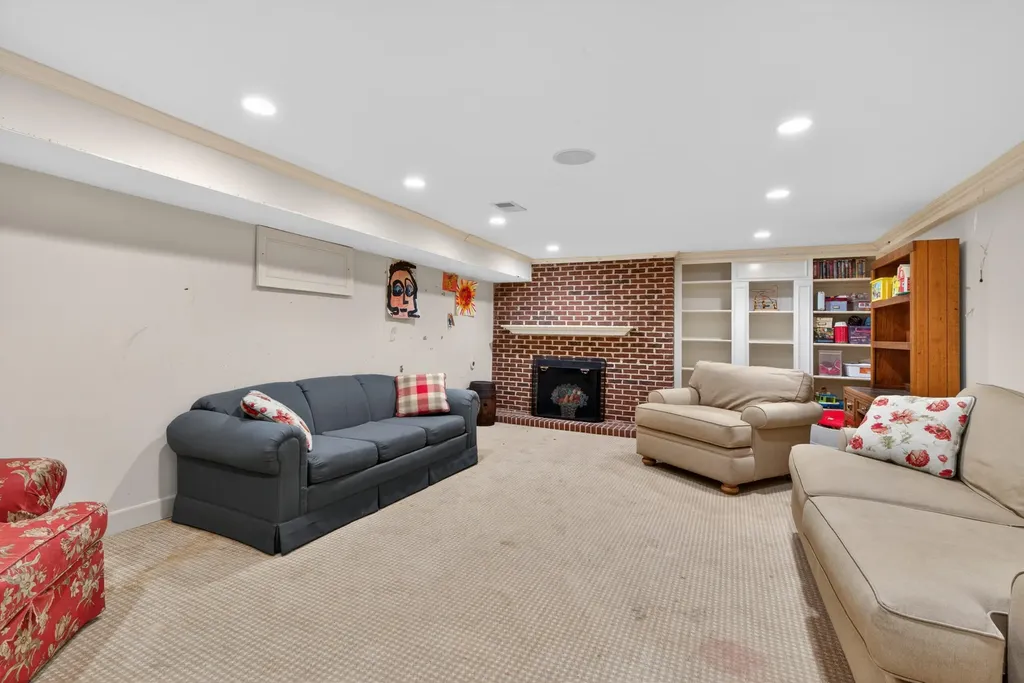 1633 Ashwood Road Lexington KY 40502