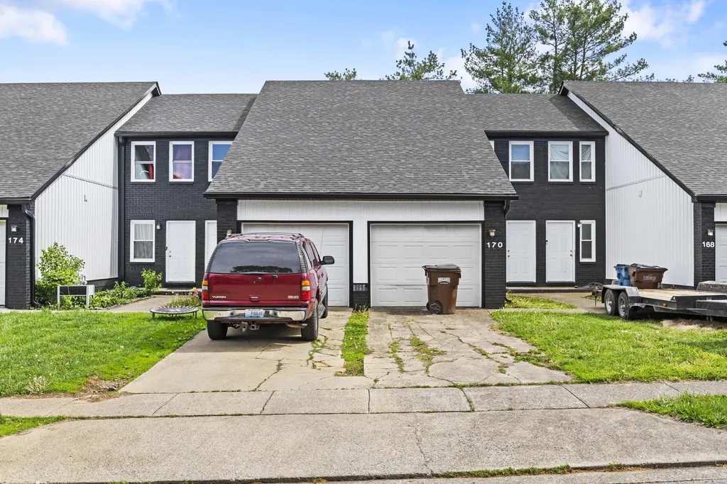 166-180 Heritage Drive Nicholasville KY 40356