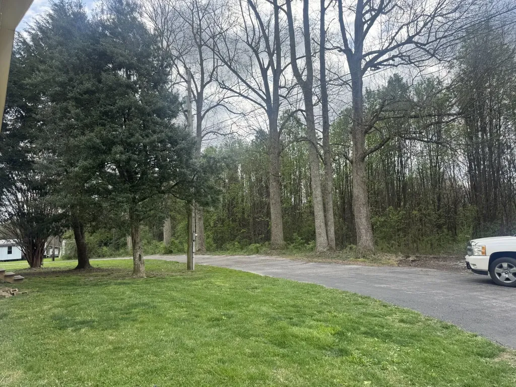140 Rudder Road London KY 40744