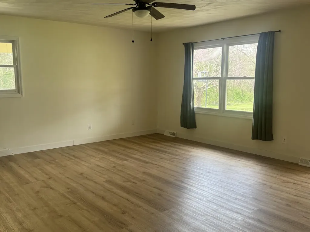 140 Rudder Road London KY 40744