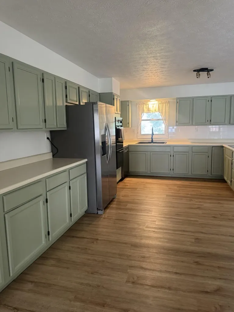 140 Rudder Road London KY 40744