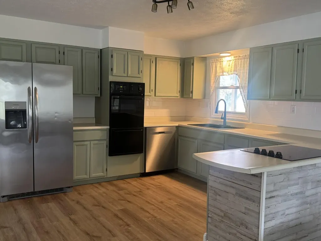 140 Rudder Road London KY 40744