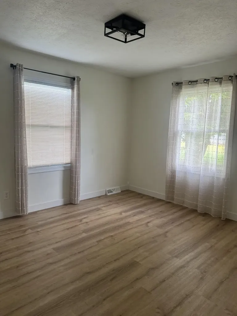 140 Rudder Road London KY 40744