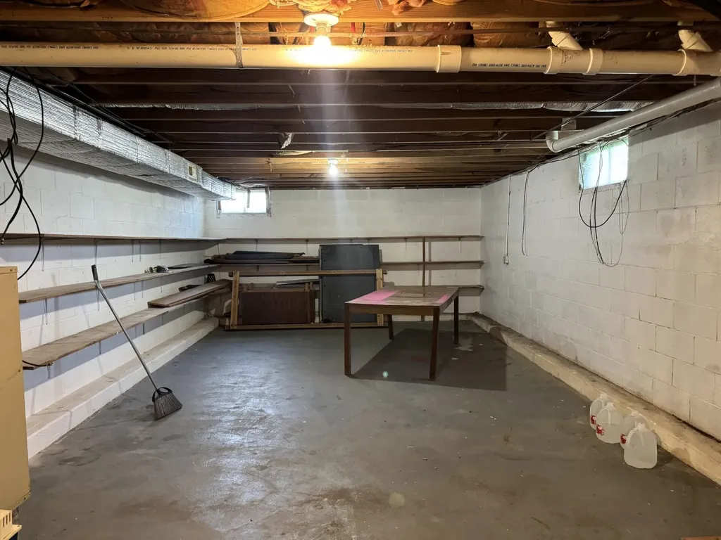 140 Rudder Road London KY 40744